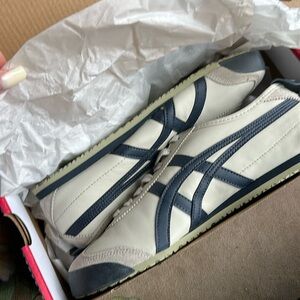 Onitsuka Tiger Mexico 66 Birch / Peacoat original from Japan